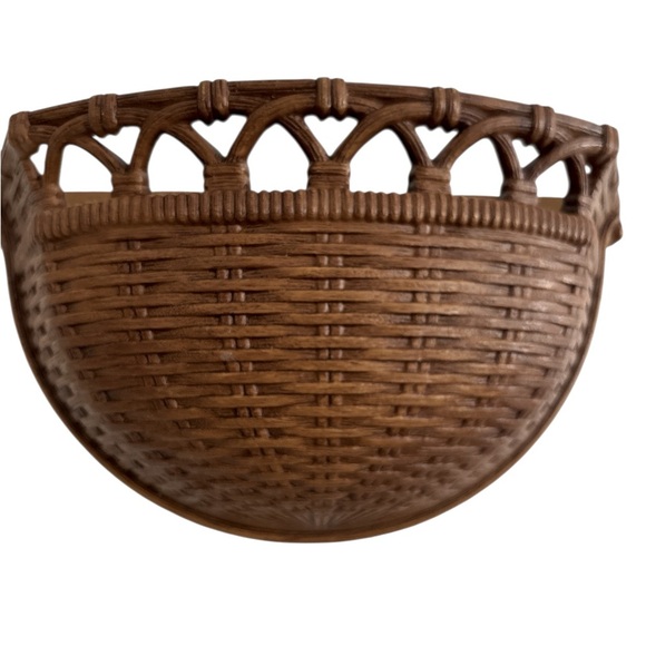 Wall Basket Vintage Home Interior Faux Wicker Planter Homco 
Wall Basket - Picture 2 of 5